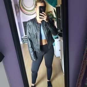 Size small members only fake leather jacket